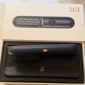 New FanttikSolo I10 Apex Hair Straightener Brush, Cordless Straightening Brush